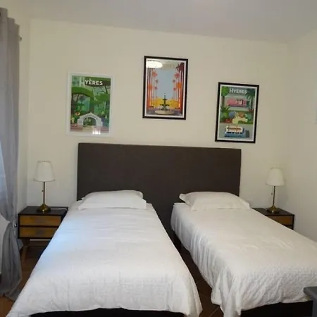 House 2 Bis Av Des Rouges Gorges 5 *